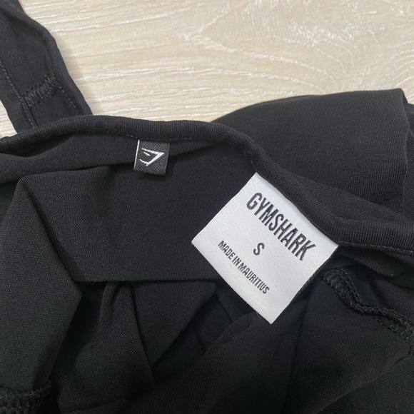 GYMSHARK BLACK TANKTOP - Picture 3 of 3